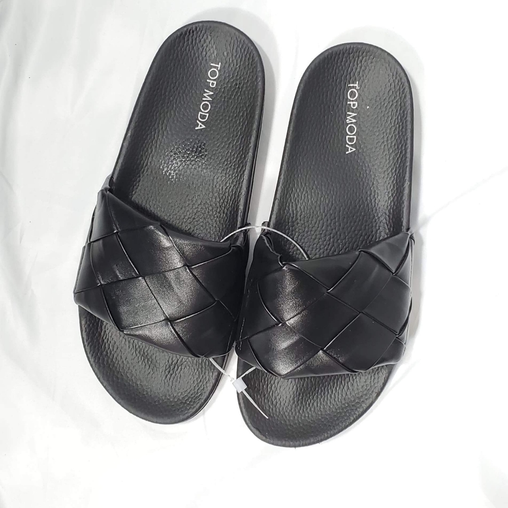TOP MODA 8 BLACK CRISS CROSS WOVEN BLACK  SLIDES